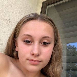 Meet your Posher, Keona